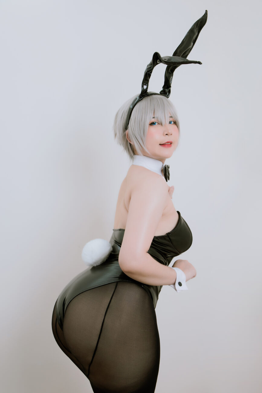03 Uzaki Chan Bunny 3 scaled