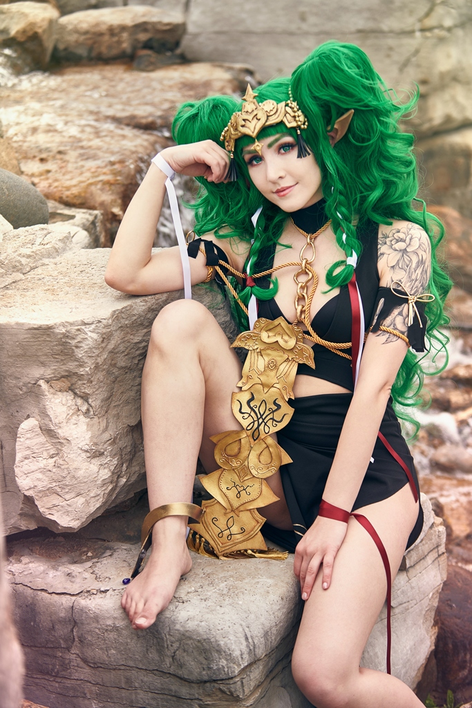 Luxlo Cosplay Sothis 16