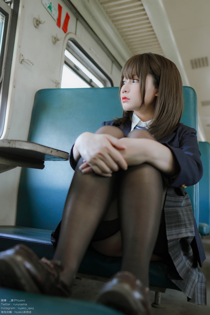 Nyako 喵子 JK Uniform in Train 11