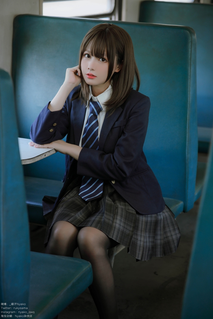 Nyako 喵子 JK Uniform in Train 9
