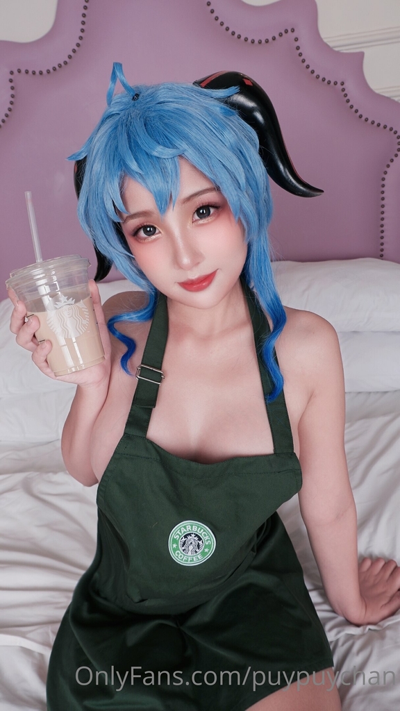 PuyPuy Chan Ganyu Starbucks 6