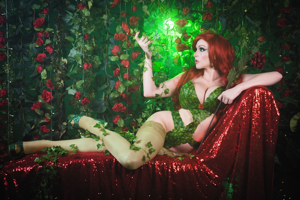 Angie Griffin Poison Ivy 15