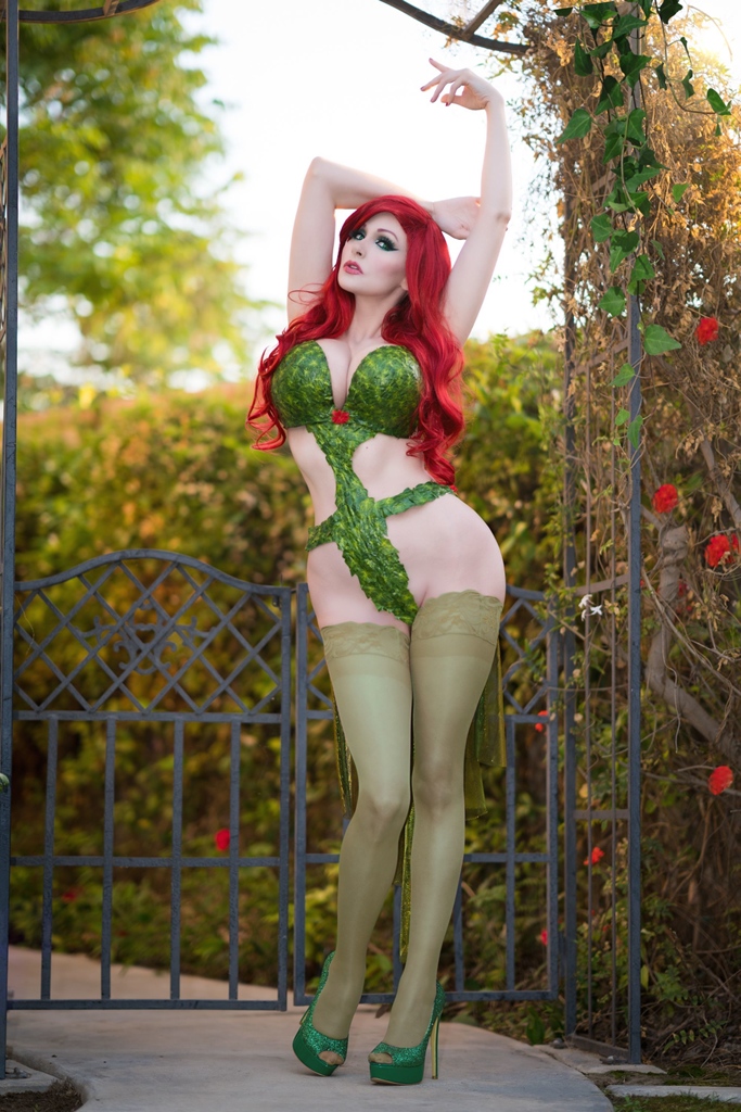 Angie Griffin Poison Ivy 18