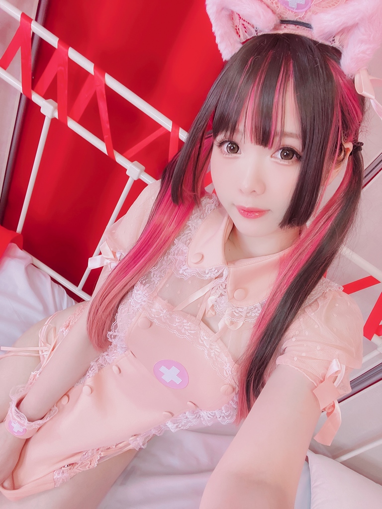 Shimo Pink Nurse 12