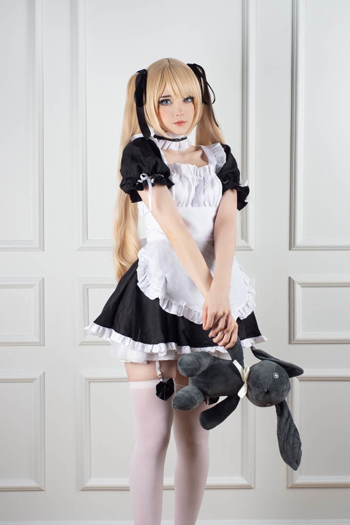 CandyBall Marie Rose Maid 25