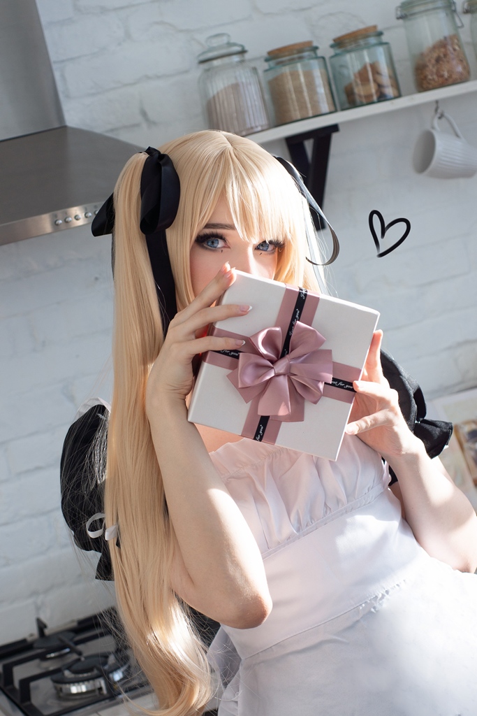 CandyBall Marie Rose Maid 4