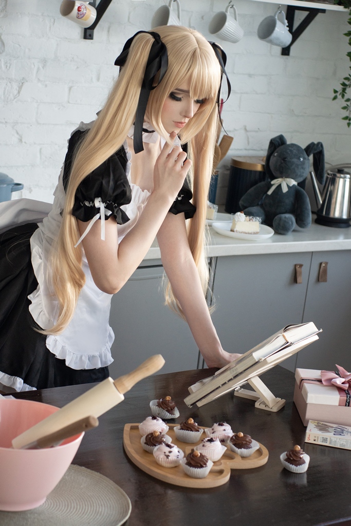 CandyBall Marie Rose Maid 7
