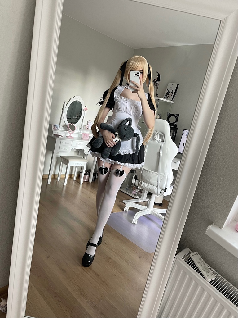 CandyBall Marie Rose Maid 85