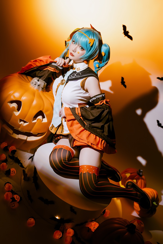 Hoshilily 星之迟迟 Hatsune Miku Halloween 24