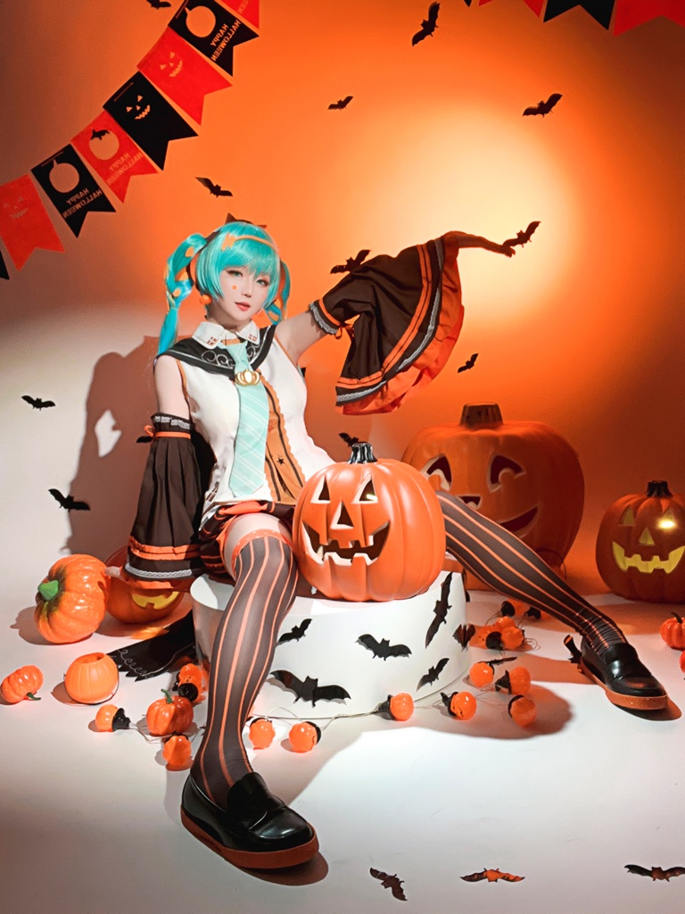 Hoshilily 星之迟迟 Hatsune Miku Halloween 25