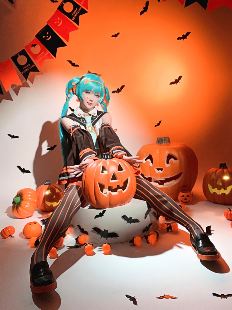 Hoshilily 星之迟迟 Hatsune Miku Halloween 27